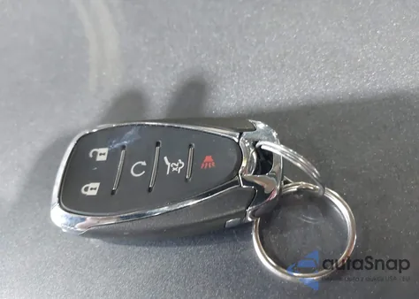 2021 Chevrolet Traverse Fwd Lt Cloth z USA, uszkodzony, nr VIN 1GNERGKW3MJ198506